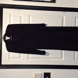 Hugo Buscati Black Pinstriped Long Sleeve Sheath Blazer